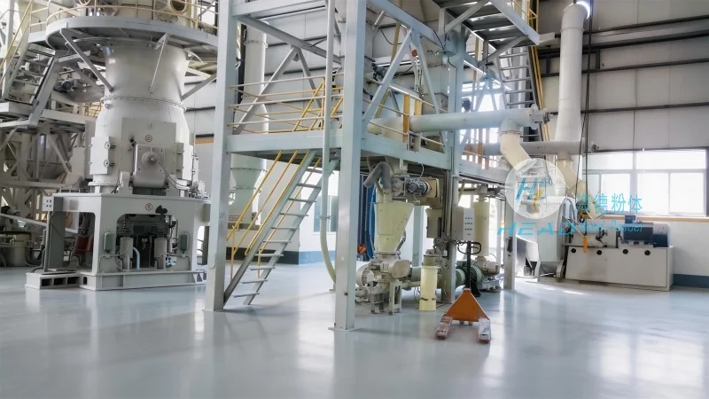 Common Glass-Blasted Microsphere Conveying Methods: Advantages and Features of HeadPowder's Pneumatic Conveying Technology
